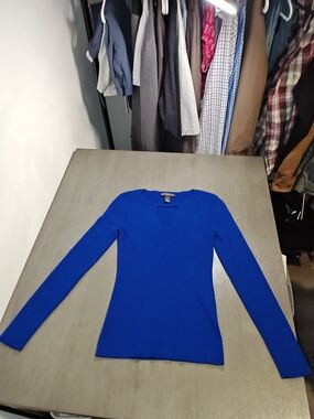 INC International Concepts Women's V-Neck Sweater in Cobalt Blue